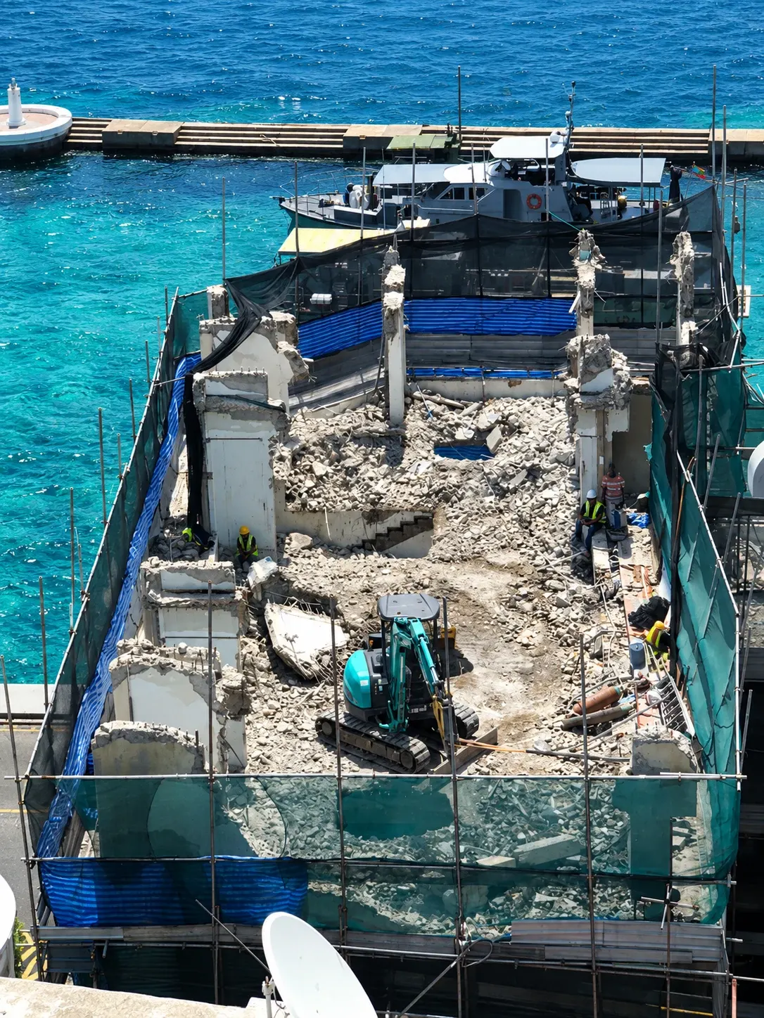 The deepest excavation in the Maldives